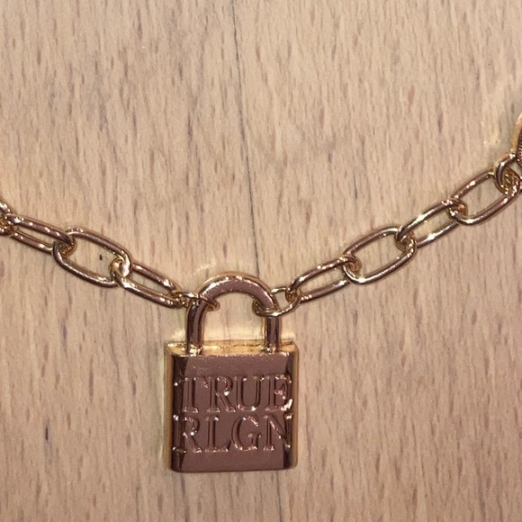 True Religion Rhinestone Horseshoe, Buddha, Padlock Chain Necklace Gold - Picture 4 of 7